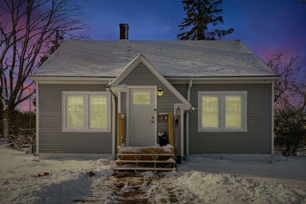 1023 14th Ave W, Ashland, WI 54806