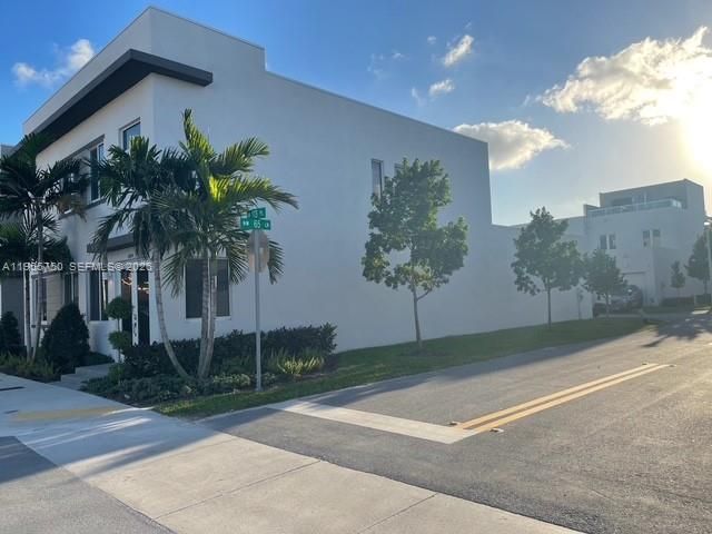 6484 NW 103RD PLACE 6484, Doral, FL 33178