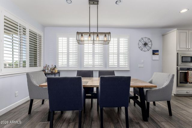 7045 W CARTER Drive, Chandler, AZ 85226