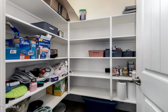 7045 W CARTER Drive, Chandler, AZ 85226