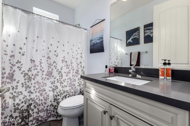 7045 W CARTER Drive, Chandler, AZ 85226