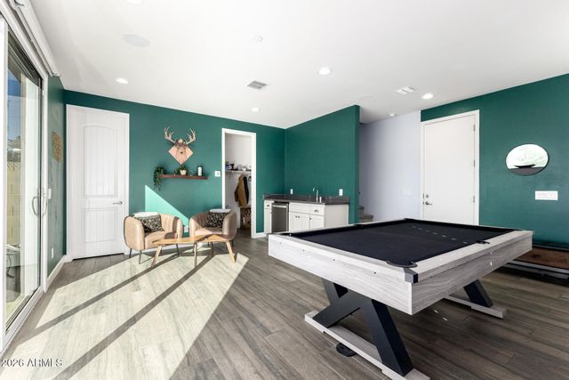 7045 W CARTER Drive, Chandler, AZ 85226