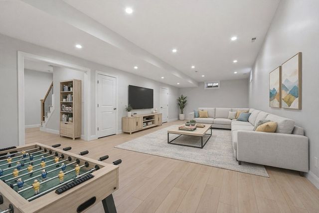 171 Upper Gore Road, Webster, MA 01570