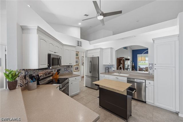 5941 Sand Wedge LN 1206, Naples, FL 34110
