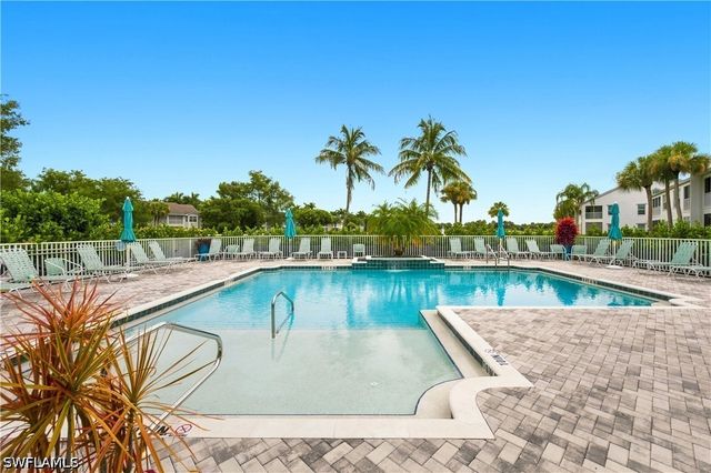 5941 Sand Wedge LN 1206, Naples, FL 34110