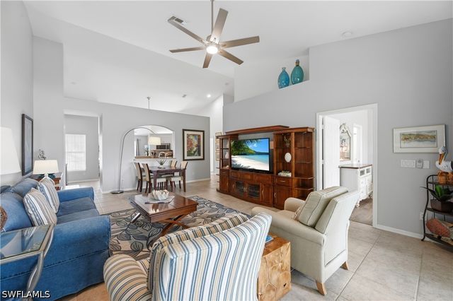 5941 Sand Wedge LN 1206, Naples, FL 34110