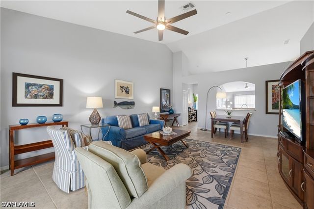 5941 Sand Wedge LN 1206, Naples, FL 34110