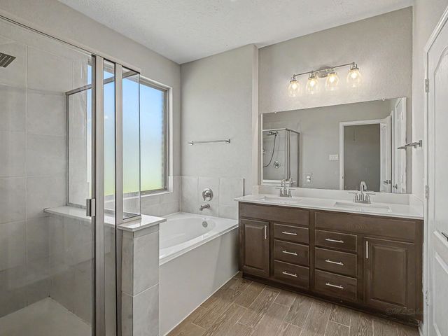 7202 Bakersfield Court, Rosharon, TX 77583