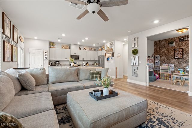 7562 Brody Meadows Street, North Las Vegas, NV 89084