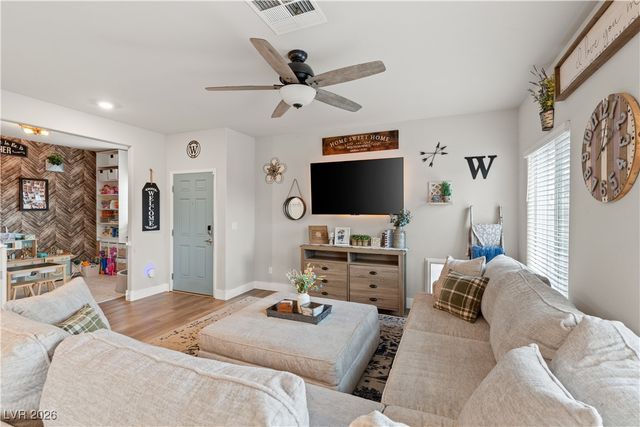 7562 Brody Meadows Street, North Las Vegas, NV 89084