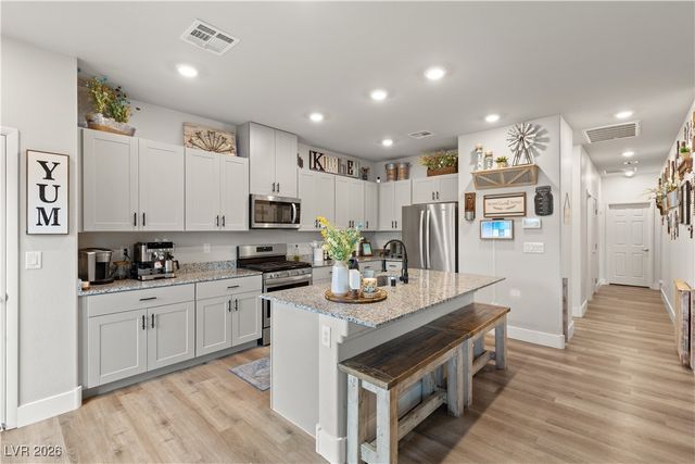 7562 Brody Meadows Street, North Las Vegas, NV 89084