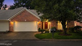 10410 Dove Chase Cir, Louisville, KY 40299