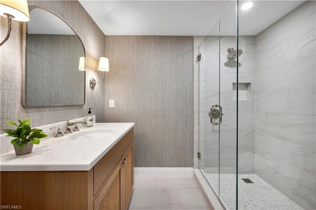 4000 Gulf Shore BLVD N 1400, Naples, FL 34103
