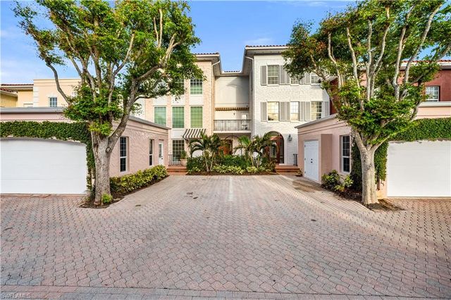 4000 Gulf Shore BLVD N 1400, Naples, FL 34103