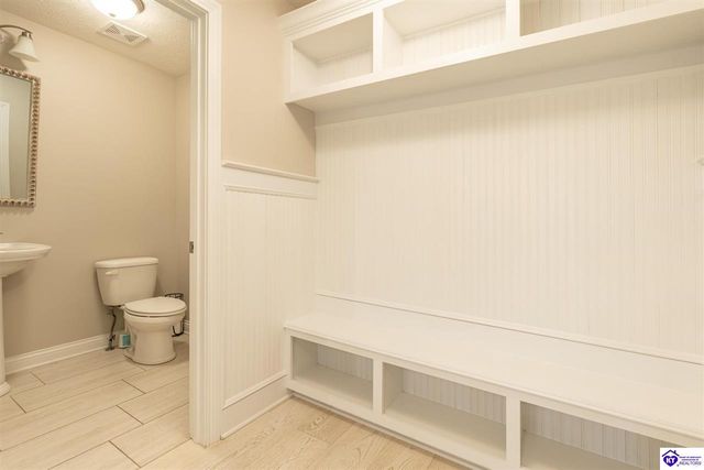 23 Mt Carmel Boulevard, Rineyville, KY 40162