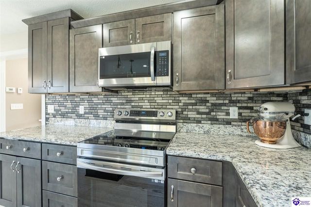 23 Mt Carmel Boulevard, Rineyville, KY 40162