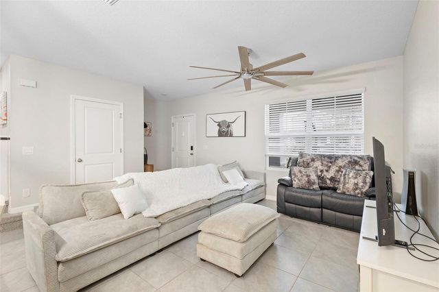 635 BELGROVE STREET, Debary, FL 32713