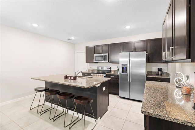 635 BELGROVE STREET, Debary, FL 32713