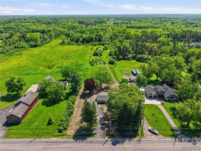 1581 Bowen Road, Elma, NY 14059