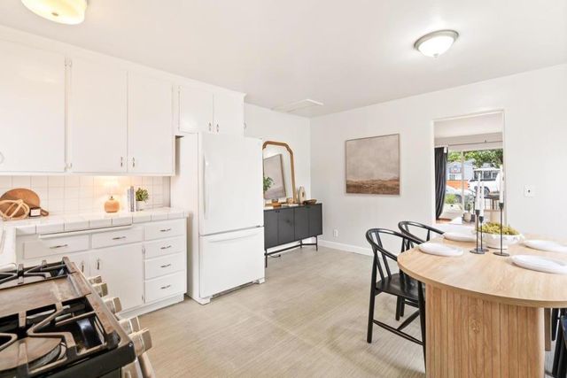 2247 Menalto Avenue, East Palo Alto, CA 94303