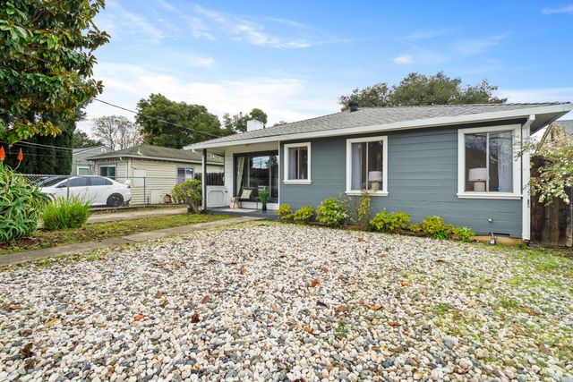 2247 Menalto Avenue, East Palo Alto, CA 94303