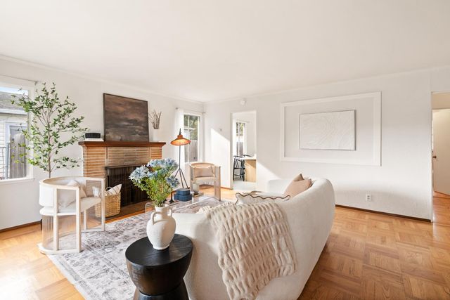 2247 Menalto Avenue, East Palo Alto, CA 94303