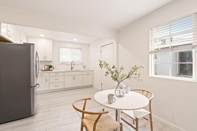 2247 Menalto Avenue, East Palo Alto, CA 94303