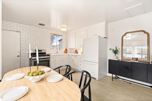 2247 Menalto Avenue, East Palo Alto, CA 94303