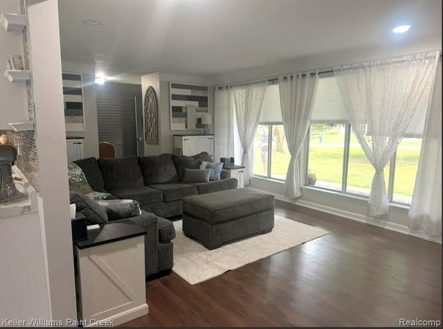 220 Boyken, Rochester Hills, MI 48307