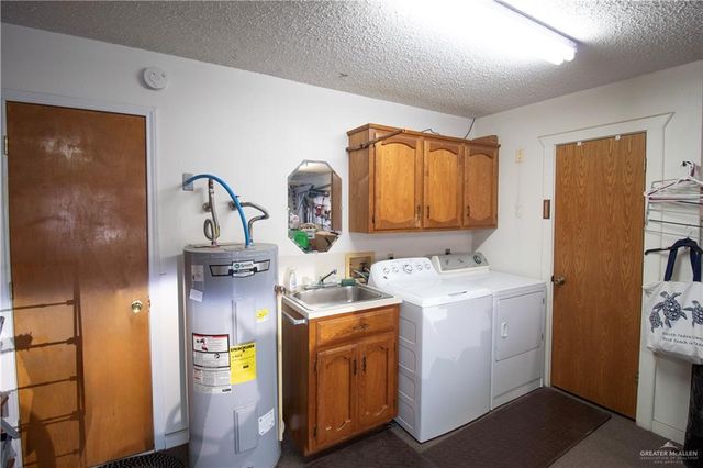 411 Scorpio Street, Mission, TX 78572