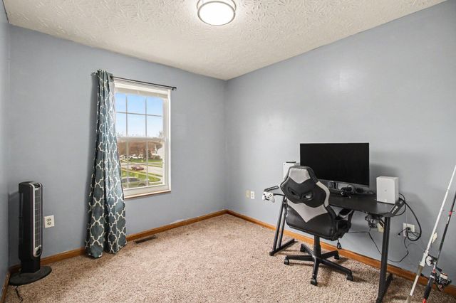 5588 Strike The Gold Drive, Burlington, KY 41005