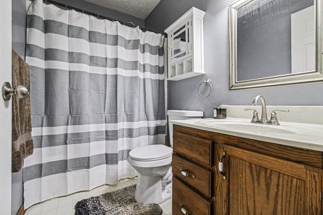 5588 Strike The Gold Drive, Burlington, KY 41005