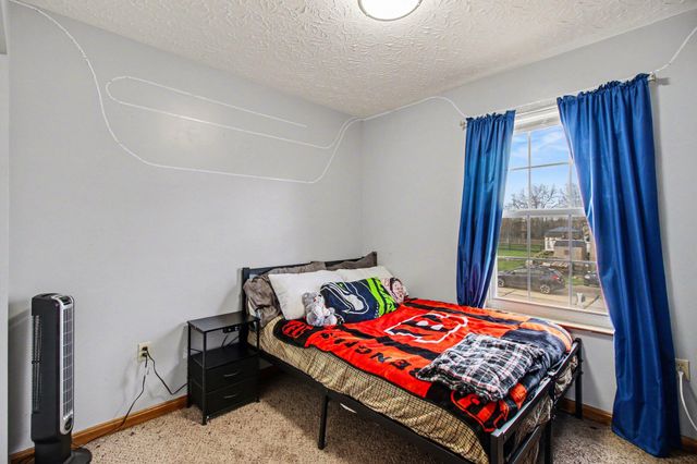 5588 Strike The Gold Drive, Burlington, KY 41005