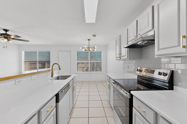 4502 Alamosa Street, Fort Worth, TX 76119