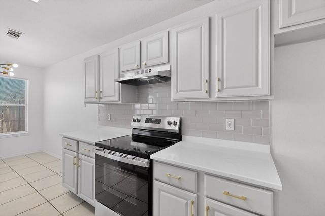 4502 Alamosa Street, Fort Worth, TX 76119