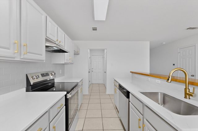 4502 Alamosa Street, Fort Worth, TX 76119