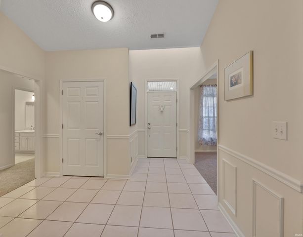 2733 Demmings Court, West Lafayette, IN 47906