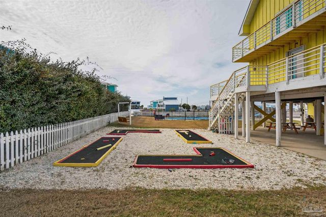 7591 White Sands Blvd, Navarre, FL 32566