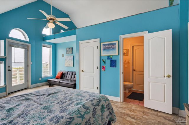 7591 White Sands Blvd, Navarre, FL 32566