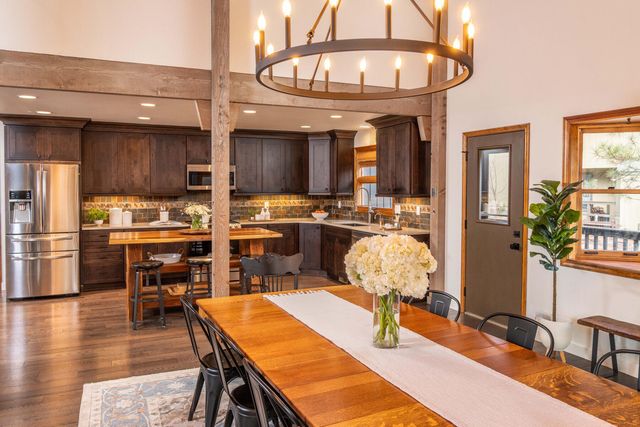 17579 Pathfinder Lane 6, Sunriver, OR 97707