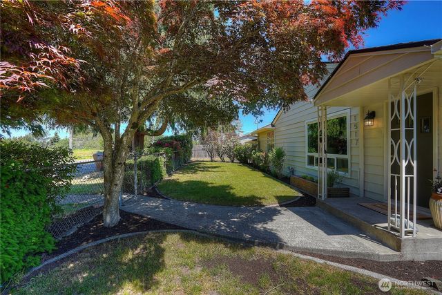 1517 S Lawrence Street, Tacoma, WA 98405