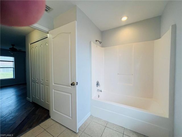 313 NE 30th ST, Cape Coral, FL 33909