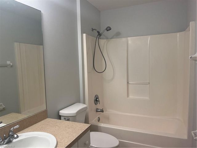 313 NE 30th ST, Cape Coral, FL 33909