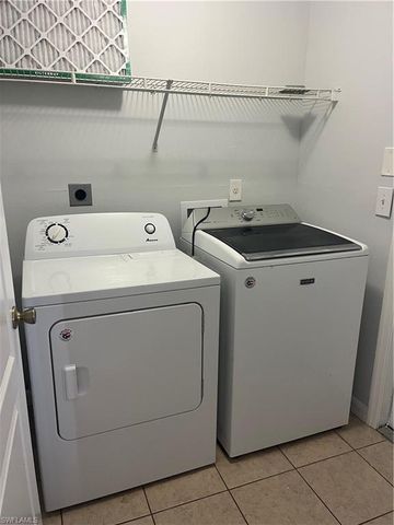 313 NE 30th ST, Cape Coral, FL 33909