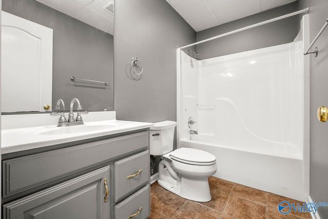 157 Hickory Ridge Drive, Glencoe, AL 35905