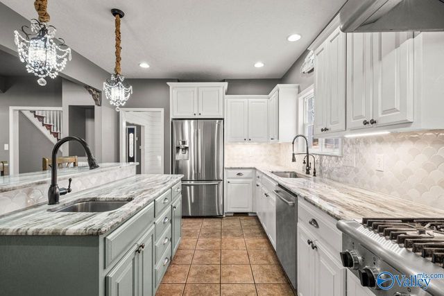 157 Hickory Ridge Drive, Glencoe, AL 35905