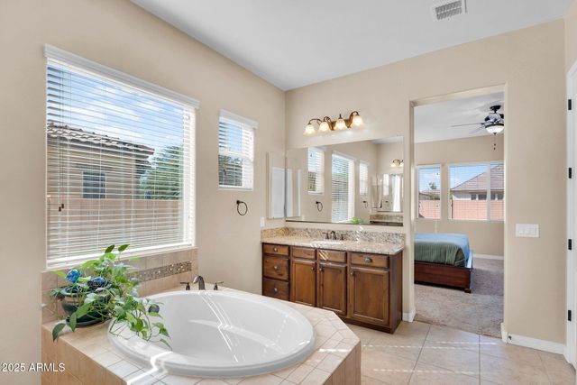 1150 E VIA SICILIA --, San Tan Valley, AZ 85140