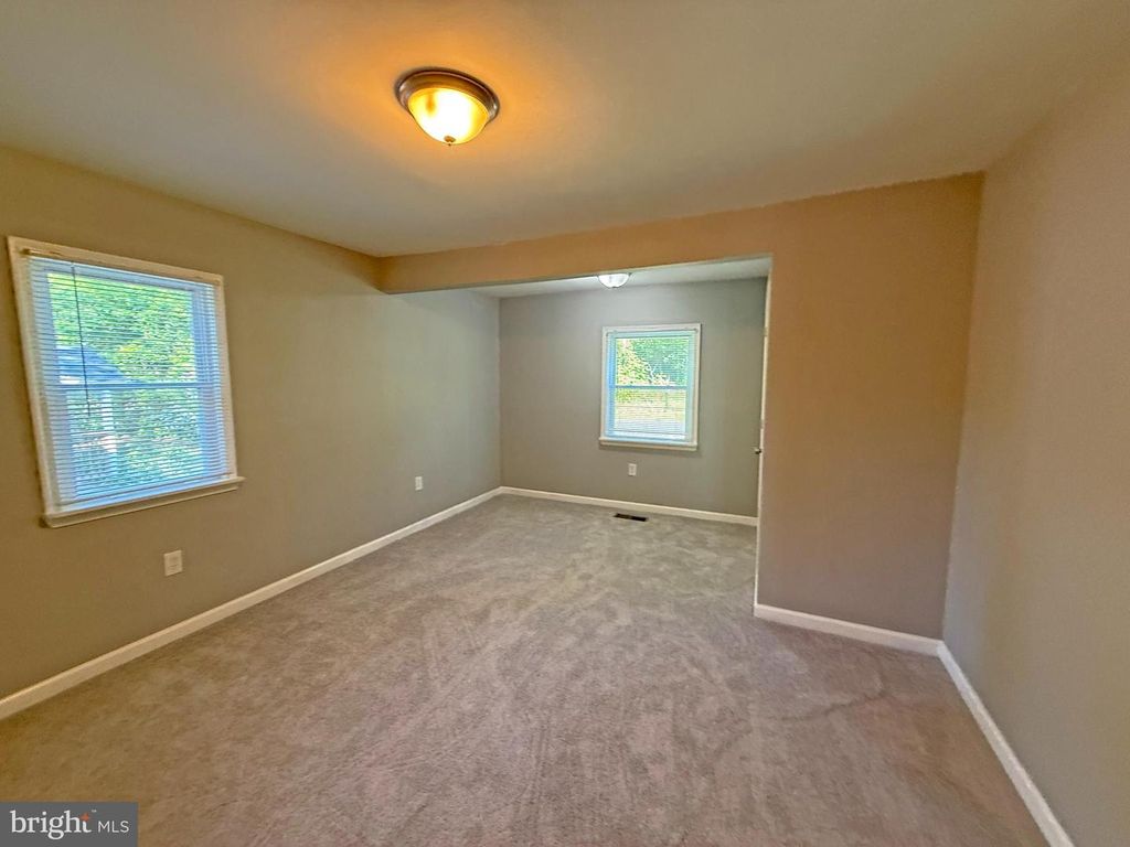 Image 13 of property listing at 1535 MITCHELL LN, Aberdeen, MD 21001