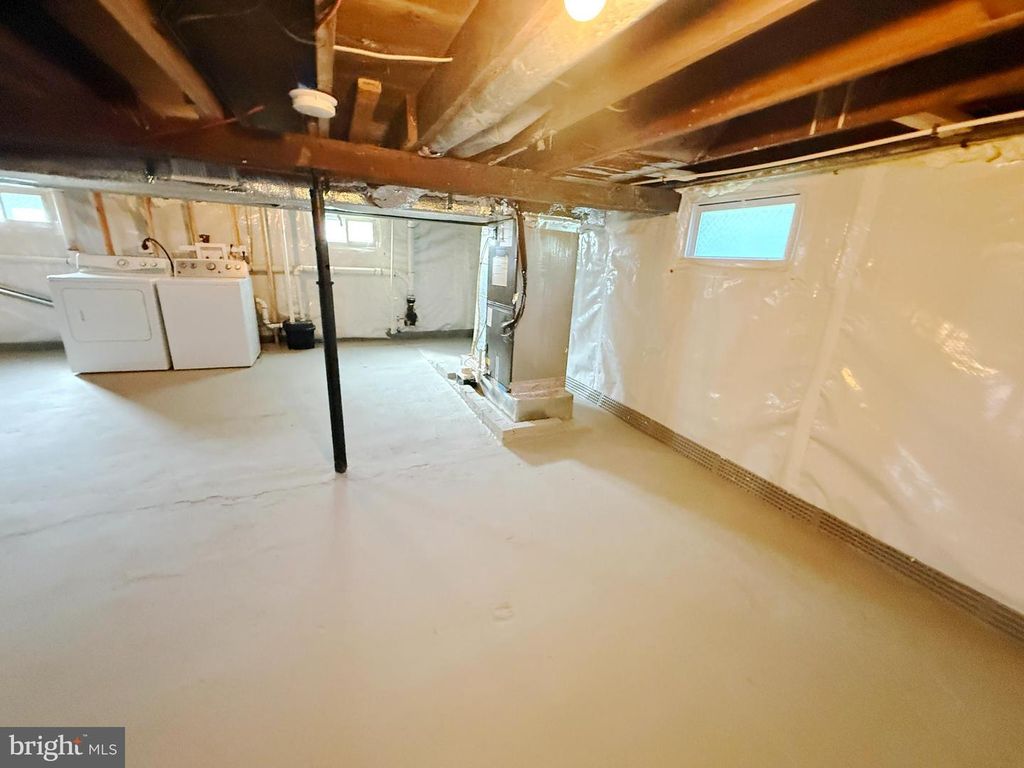 Image 16 of property listing at 1535 MITCHELL LN, Aberdeen, MD 21001