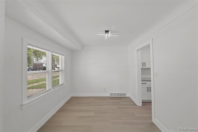 20323 Regent Drive, Detroit, MI 48205